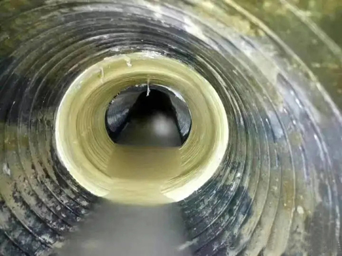 盐池内衬修复法通常适用于哪些类型的断面管道